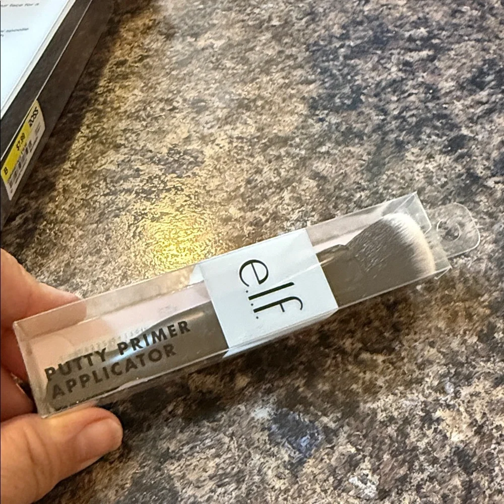Real Techniques Assortment of Makeup Brushes
